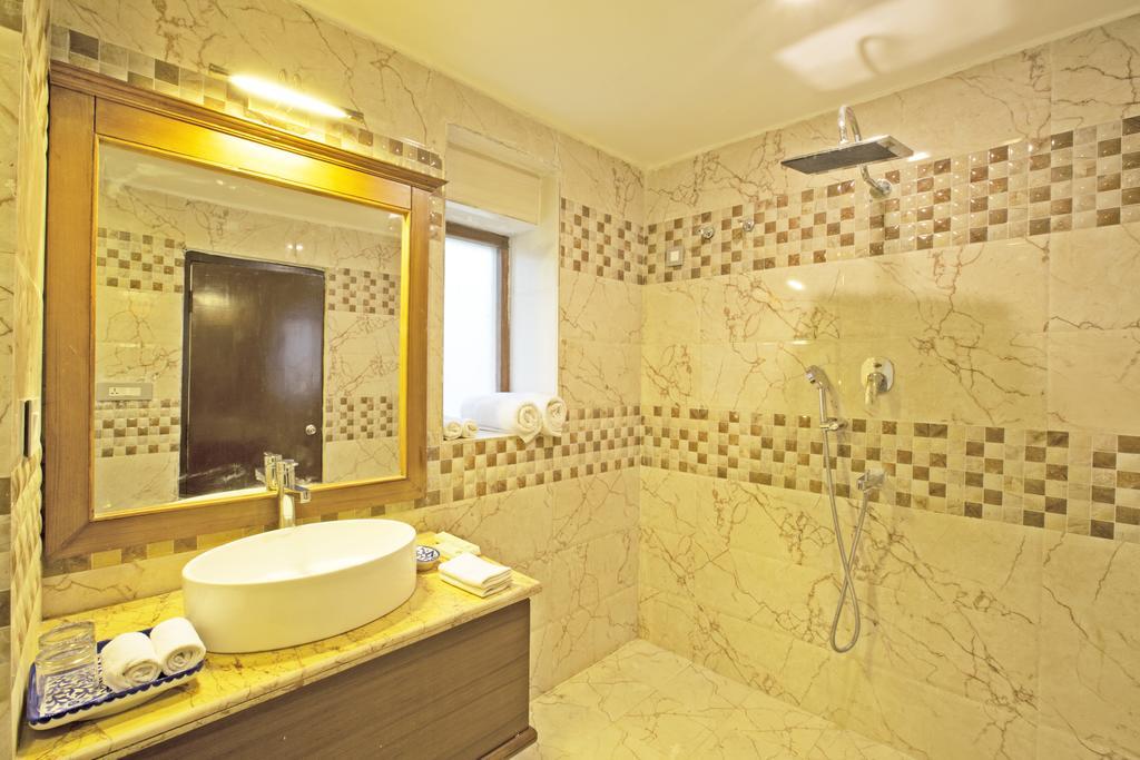 Regenta Resort Vanya Mahal Ranthambore 萨瓦伊马多普尔 外观 照片