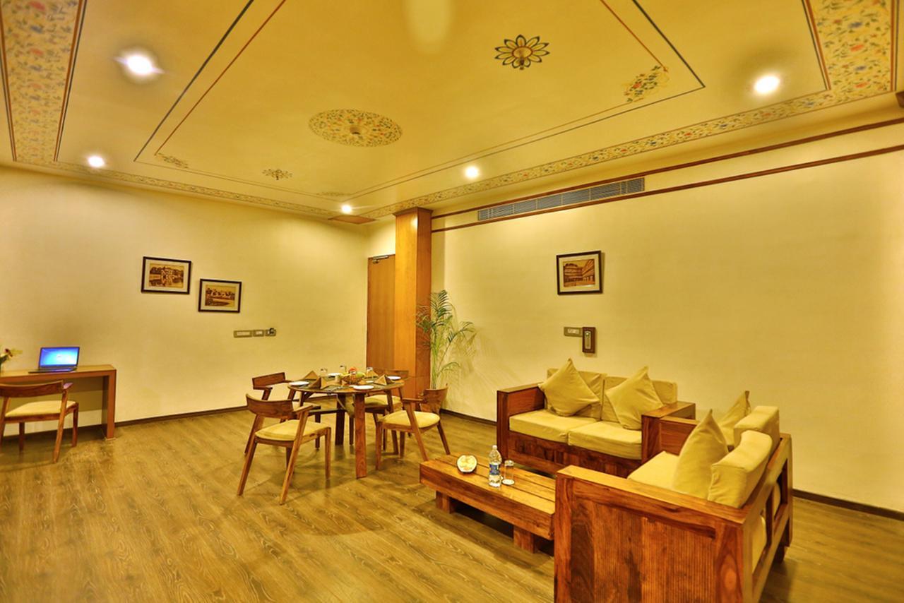 Regenta Resort Vanya Mahal Ranthambore 萨瓦伊马多普尔 外观 照片