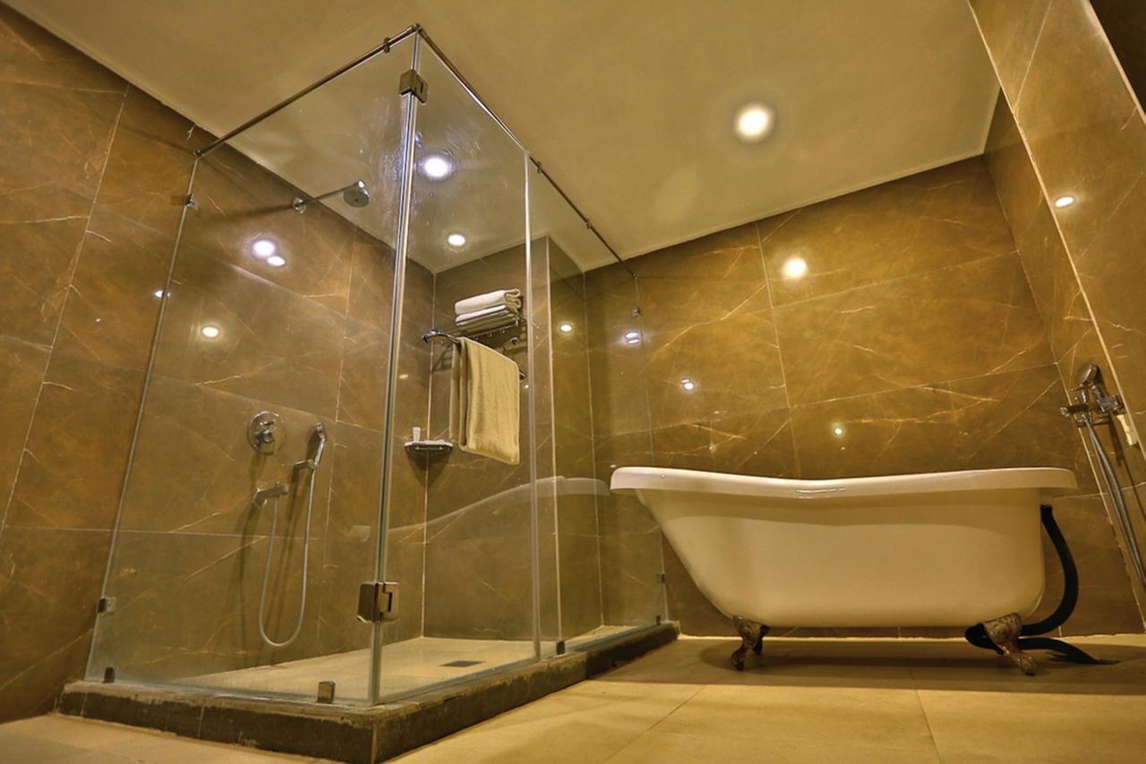 Regenta Resort Vanya Mahal Ranthambore 萨瓦伊马多普尔 外观 照片