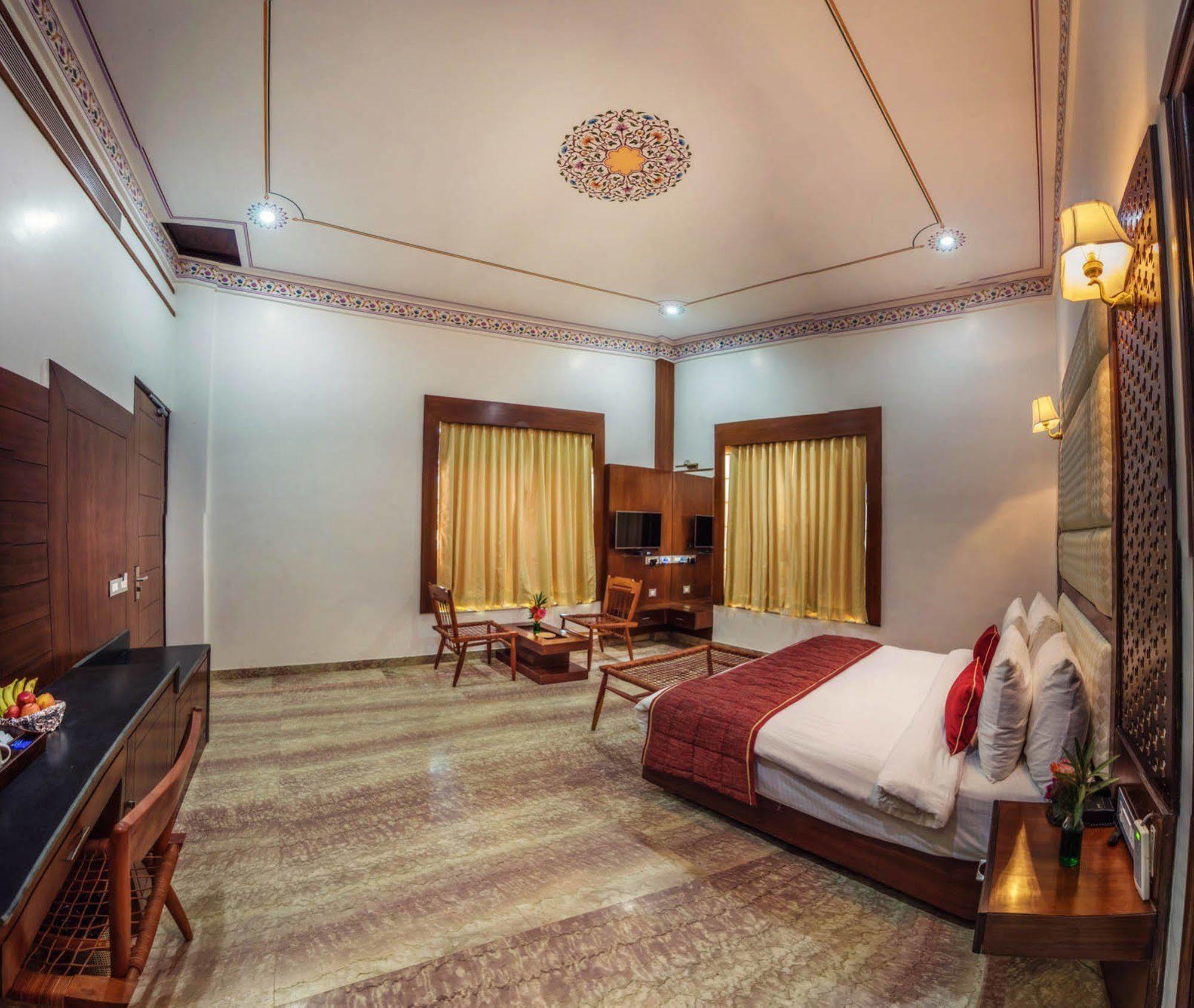 Regenta Resort Vanya Mahal Ranthambore 萨瓦伊马多普尔 外观 照片