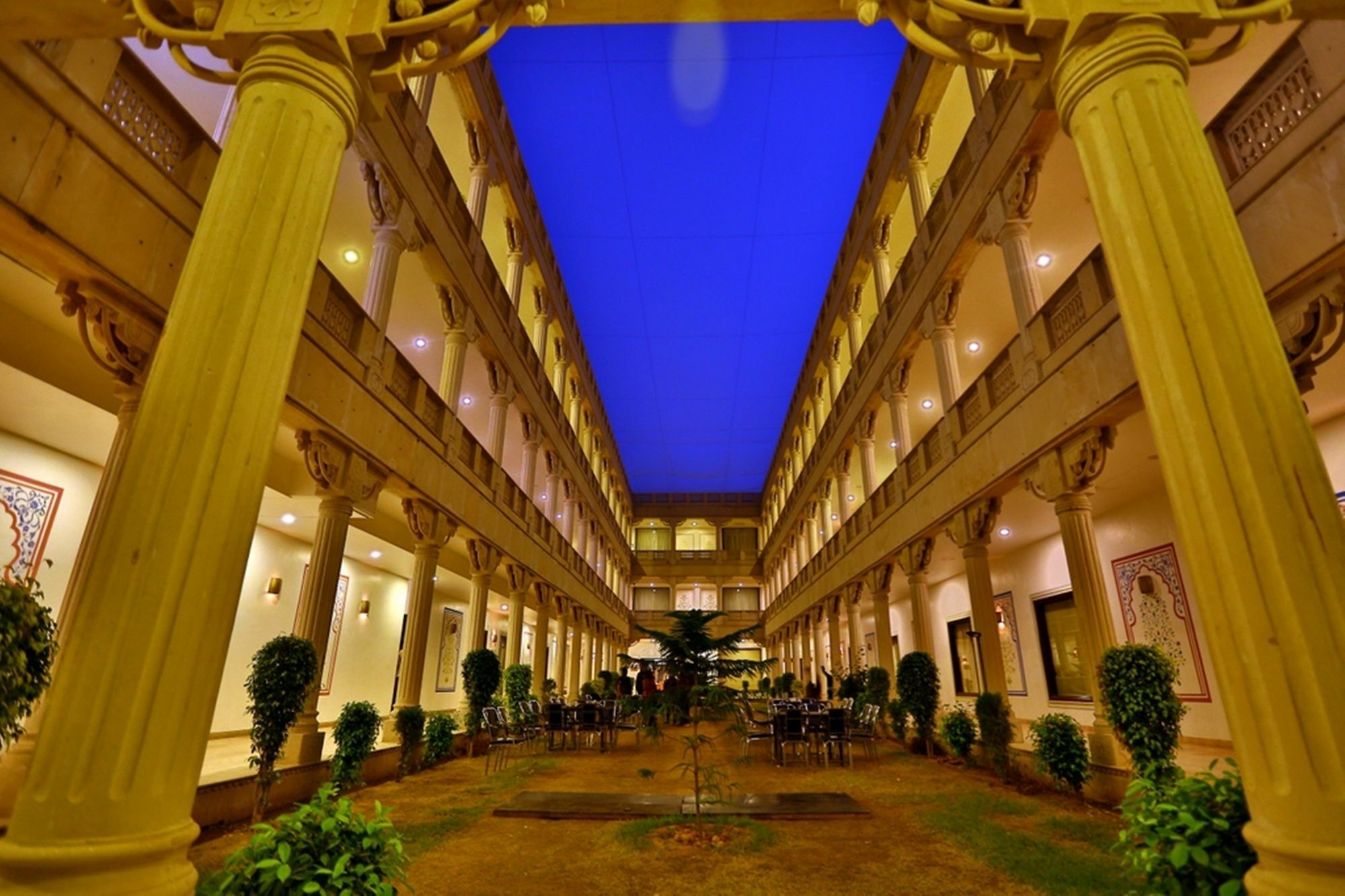 Regenta Resort Vanya Mahal Ranthambore 萨瓦伊马多普尔 外观 照片